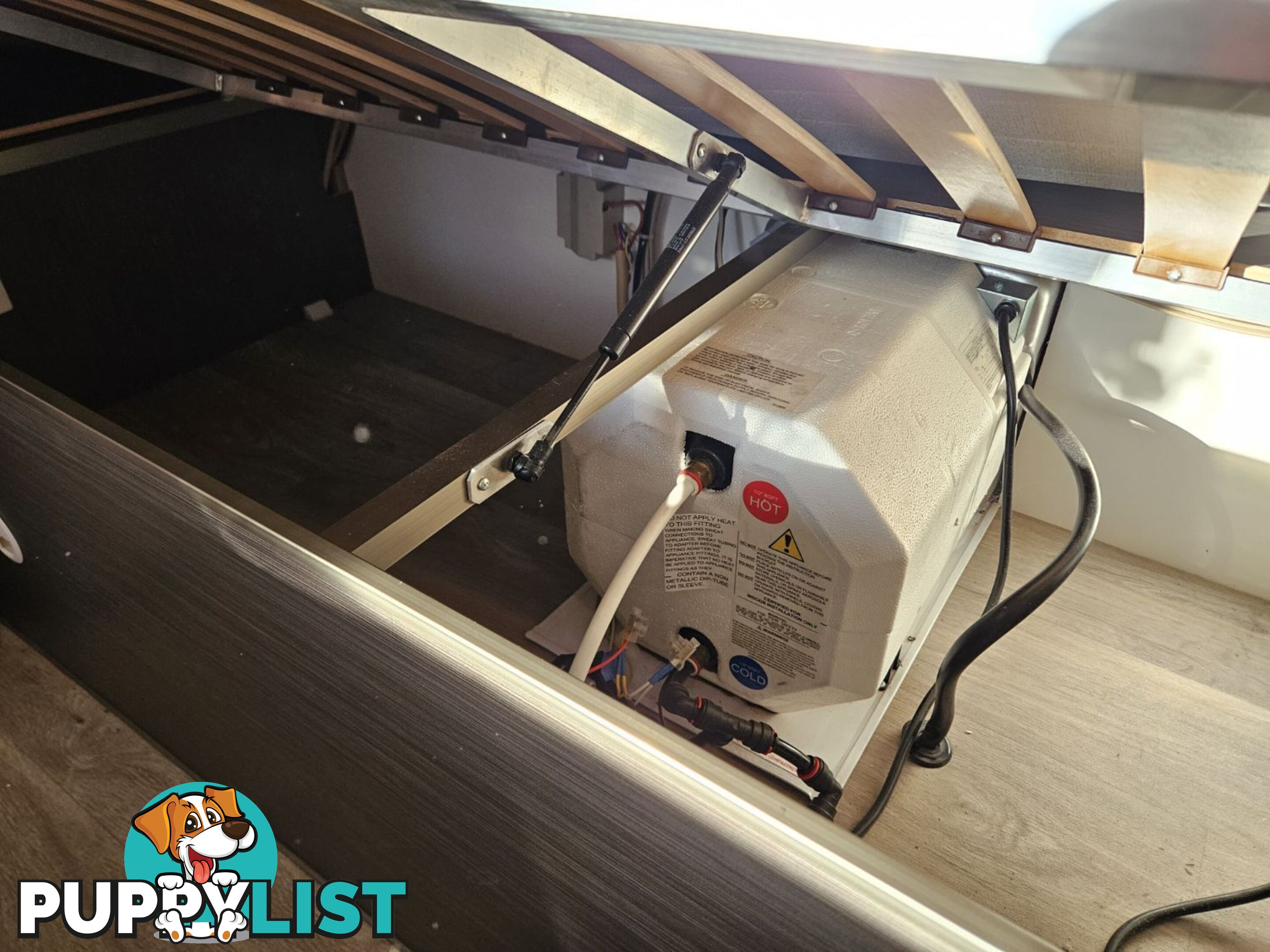2019  JAYCO JOURNEY  16.67-4 POP TOP