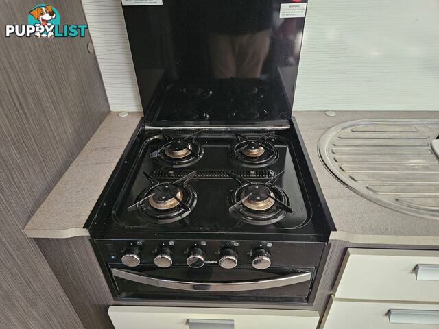 2019  JAYCO JOURNEY  16.67-4 POP TOP