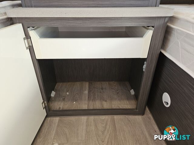 2019  JAYCO JOURNEY  16.67-4 POP TOP