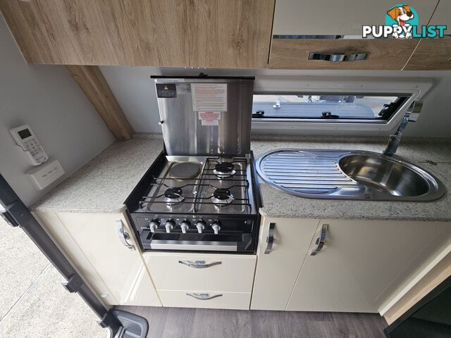 2024  A'VAN ASPIRE  402 POP TOP