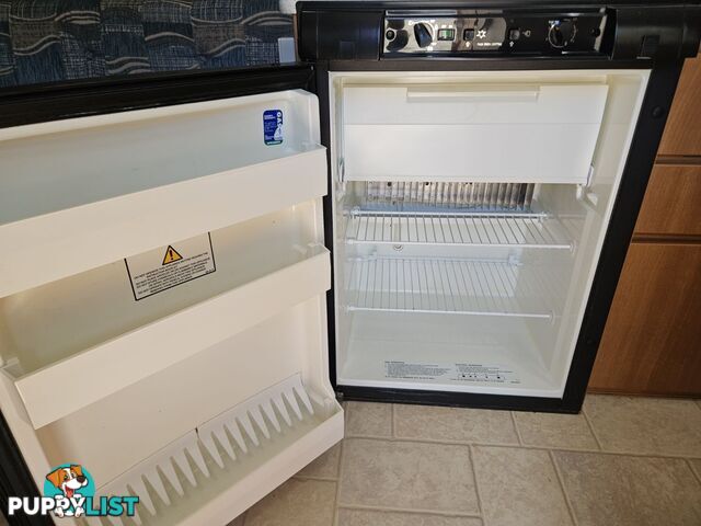 2008  JAYCO SWAN  OUTBACK CAMPER TRAILER