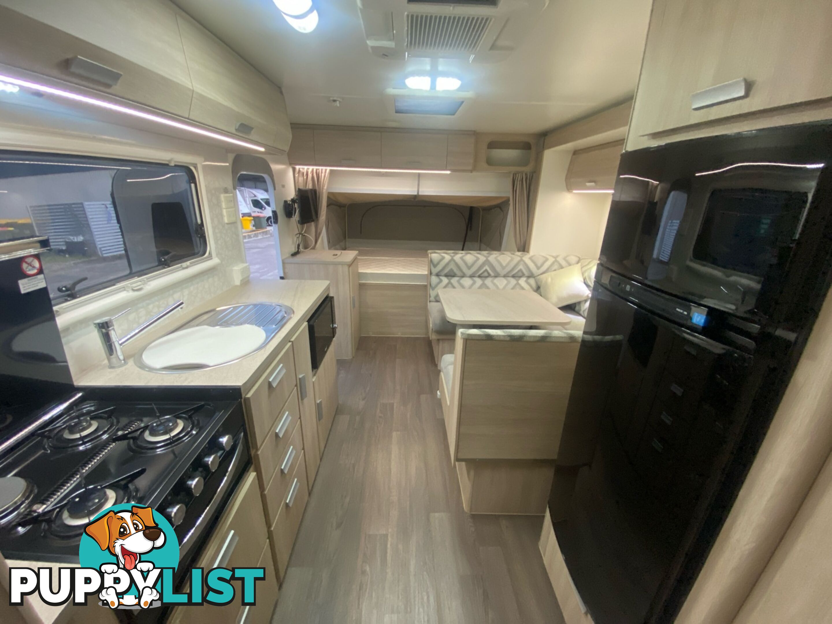 2017  JAYCO EXPANDA  CARAVAN (2 Caravan