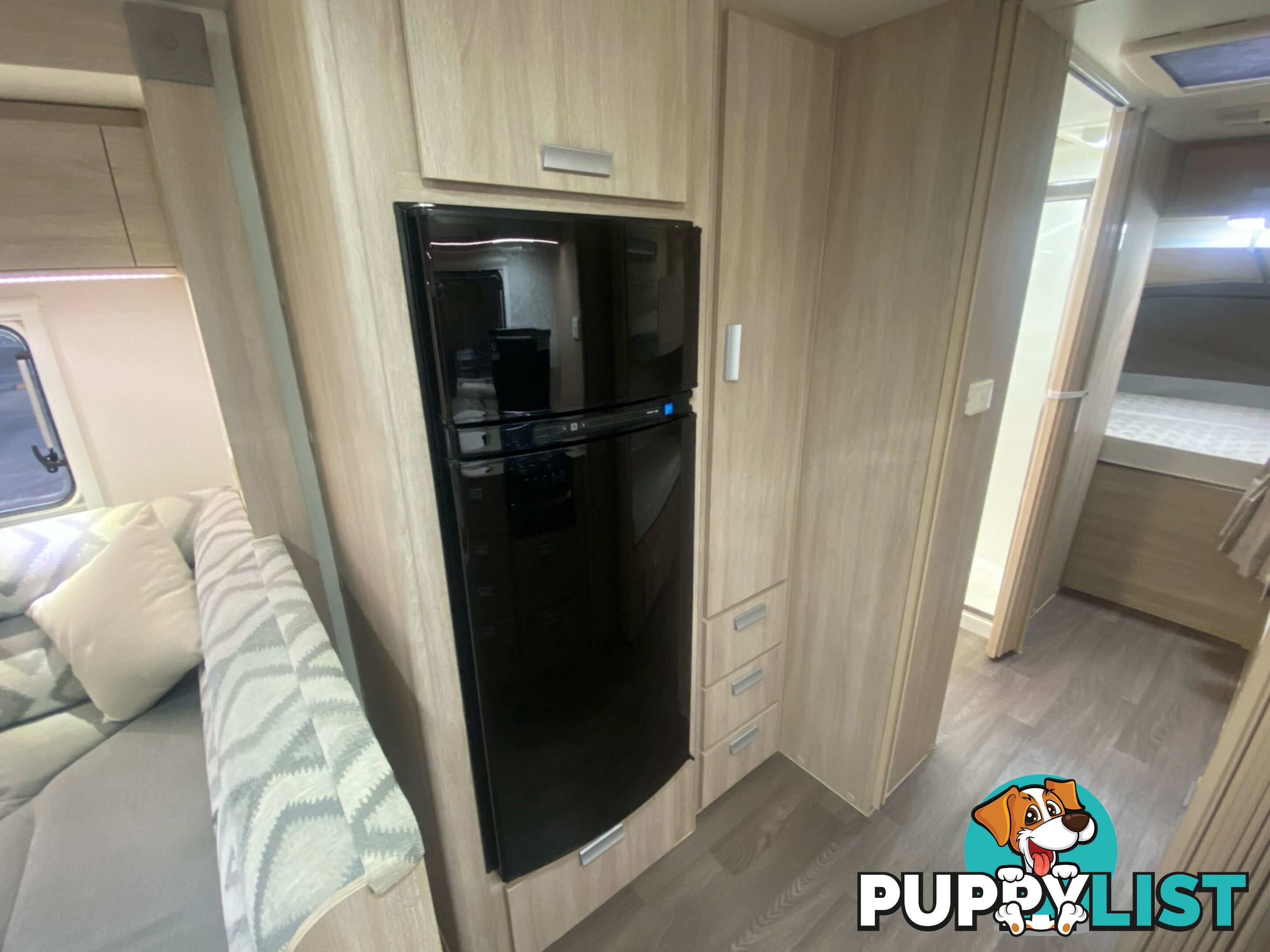 2017  JAYCO EXPANDA  CARAVAN (2 Caravan