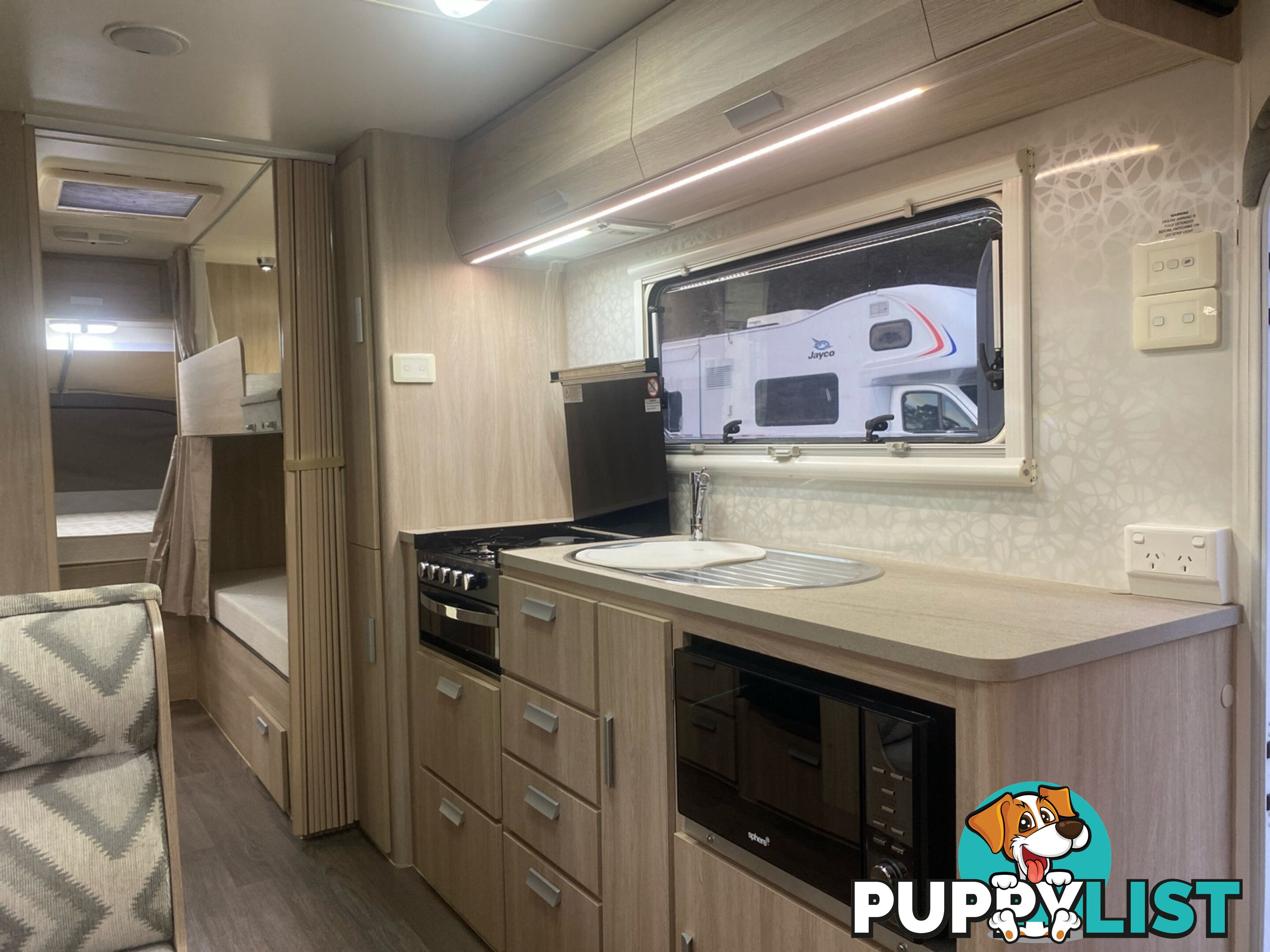 2017  JAYCO EXPANDA  CARAVAN (2 Caravan