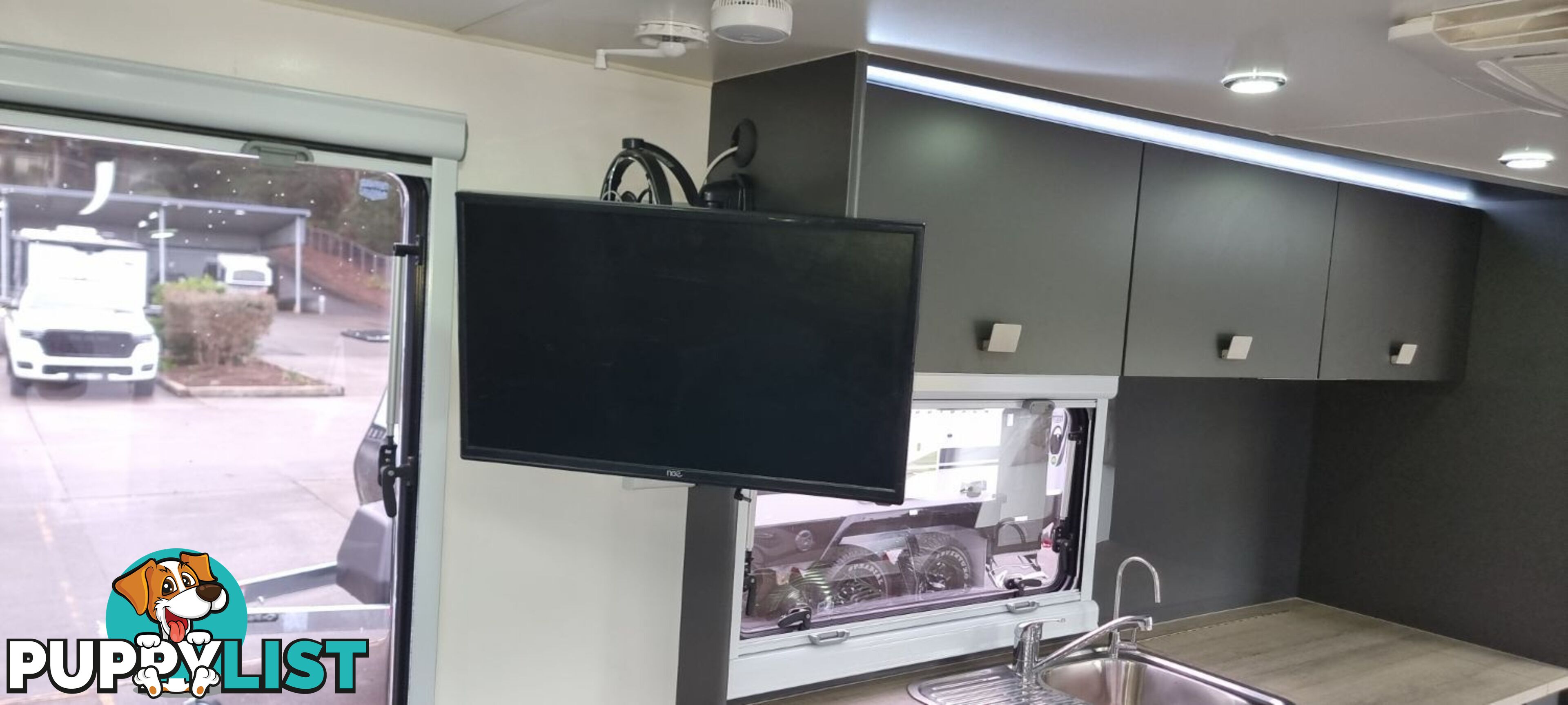 2021  Essential C Class OR 5.2   Caravan