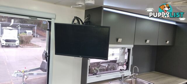 2021  Essential C Class OR 5.2   Caravan