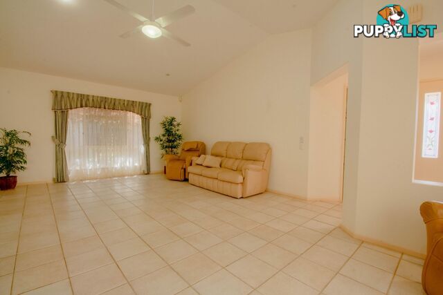 7 Osbourne Street Scarborough QLD 4020