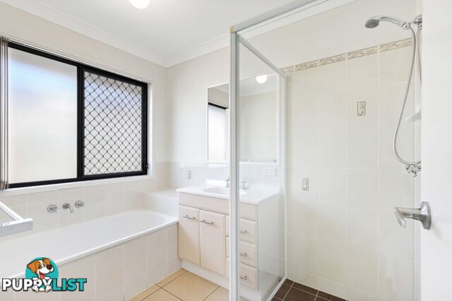 4 Kings Lane Edens Landing QLD 4207