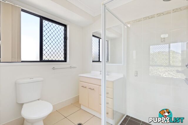 4 Kings Lane Edens Landing QLD 4207