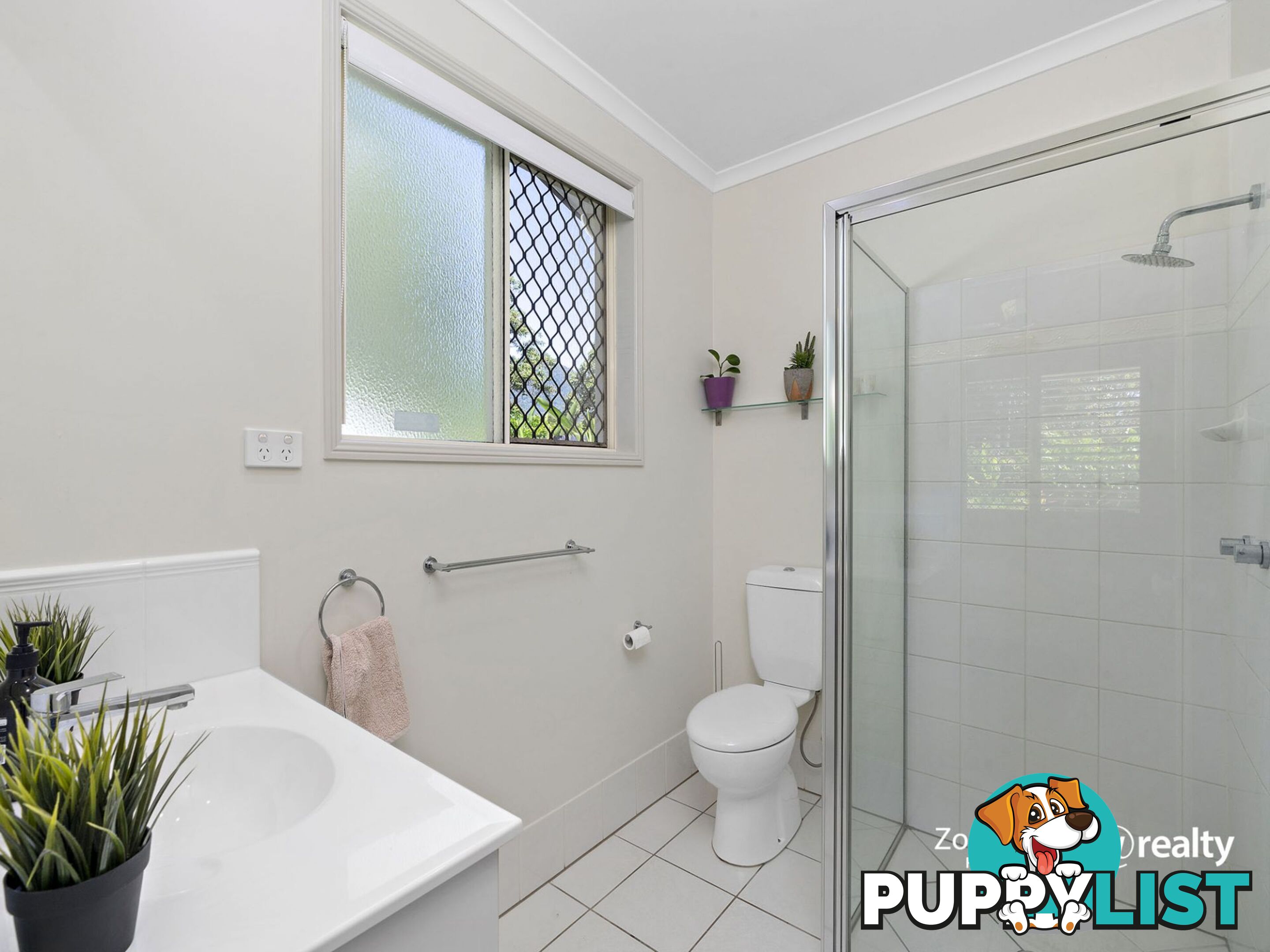 25 Meander Close Brinsmead QLD 4870