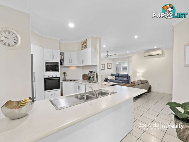 25 Meander Close Brinsmead QLD 4870