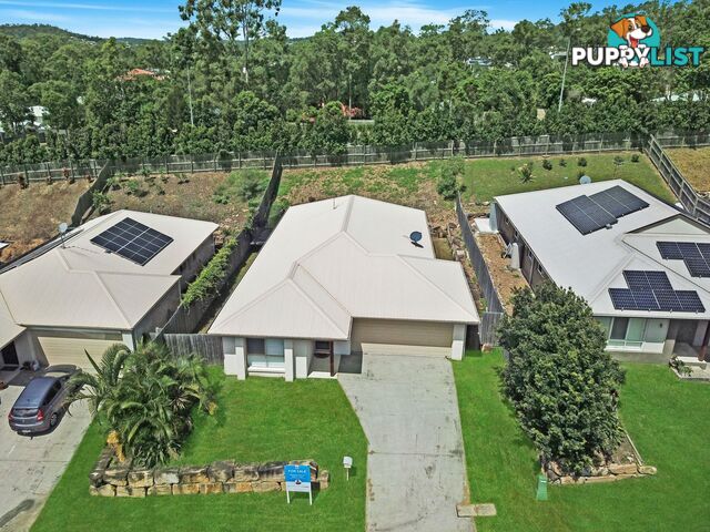 15 Sturt St Oxenford QLD 4210