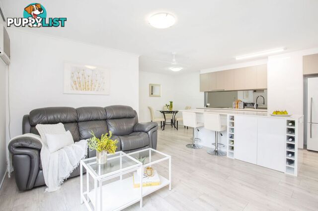 2 195 Central Street Labrador QLD 4215