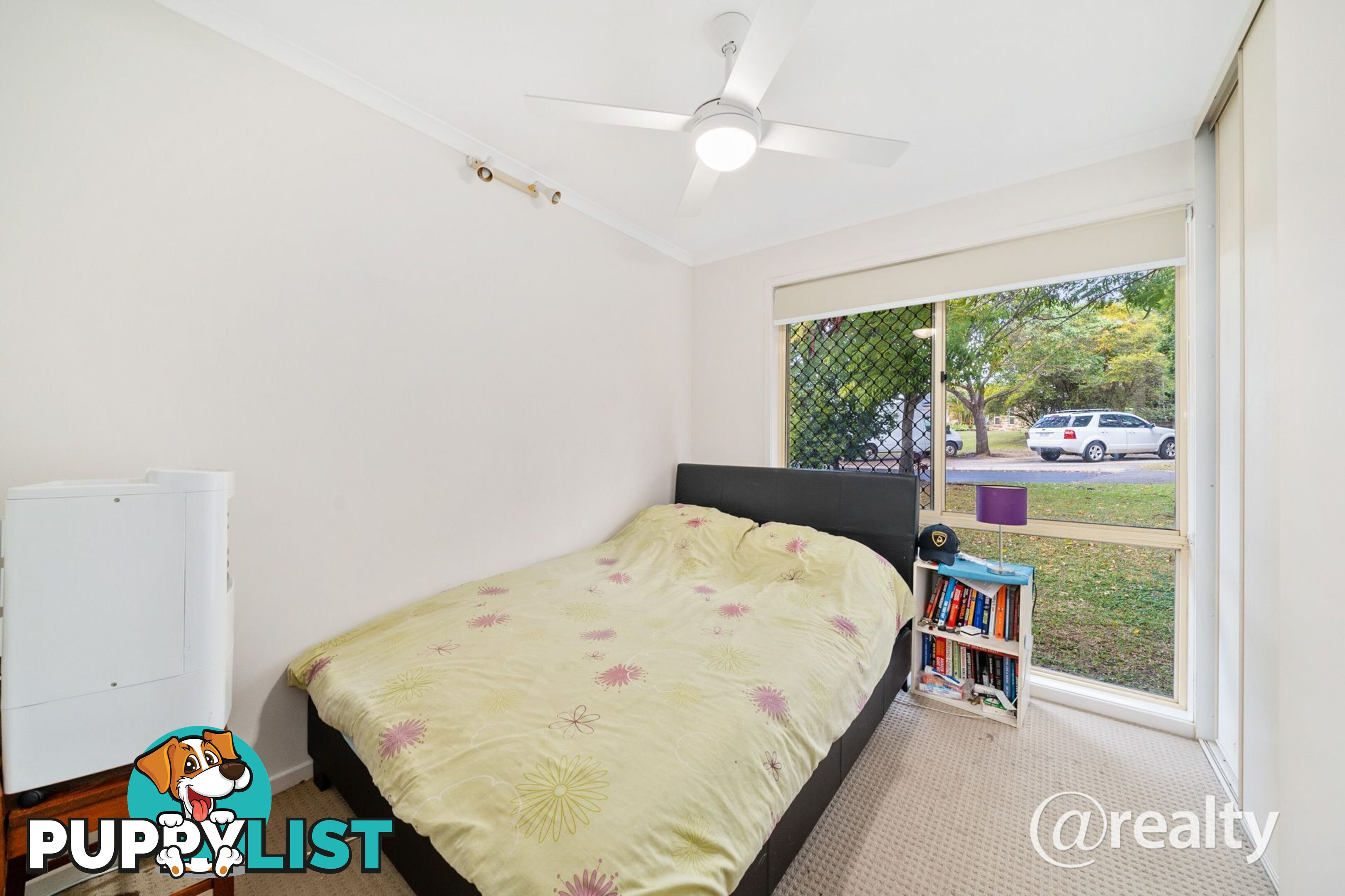 7 Paroo Place Hillcrest QLD 4118