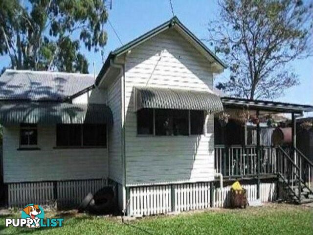 26 Lyons  Street GIRU QLD 4809