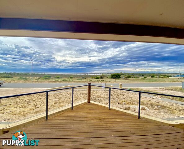 8 Oscar Williams Drive Streaky Bay SA 5680