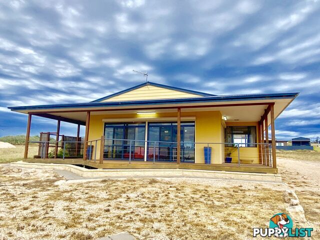 8 Oscar Williams Drive Streaky Bay SA 5680