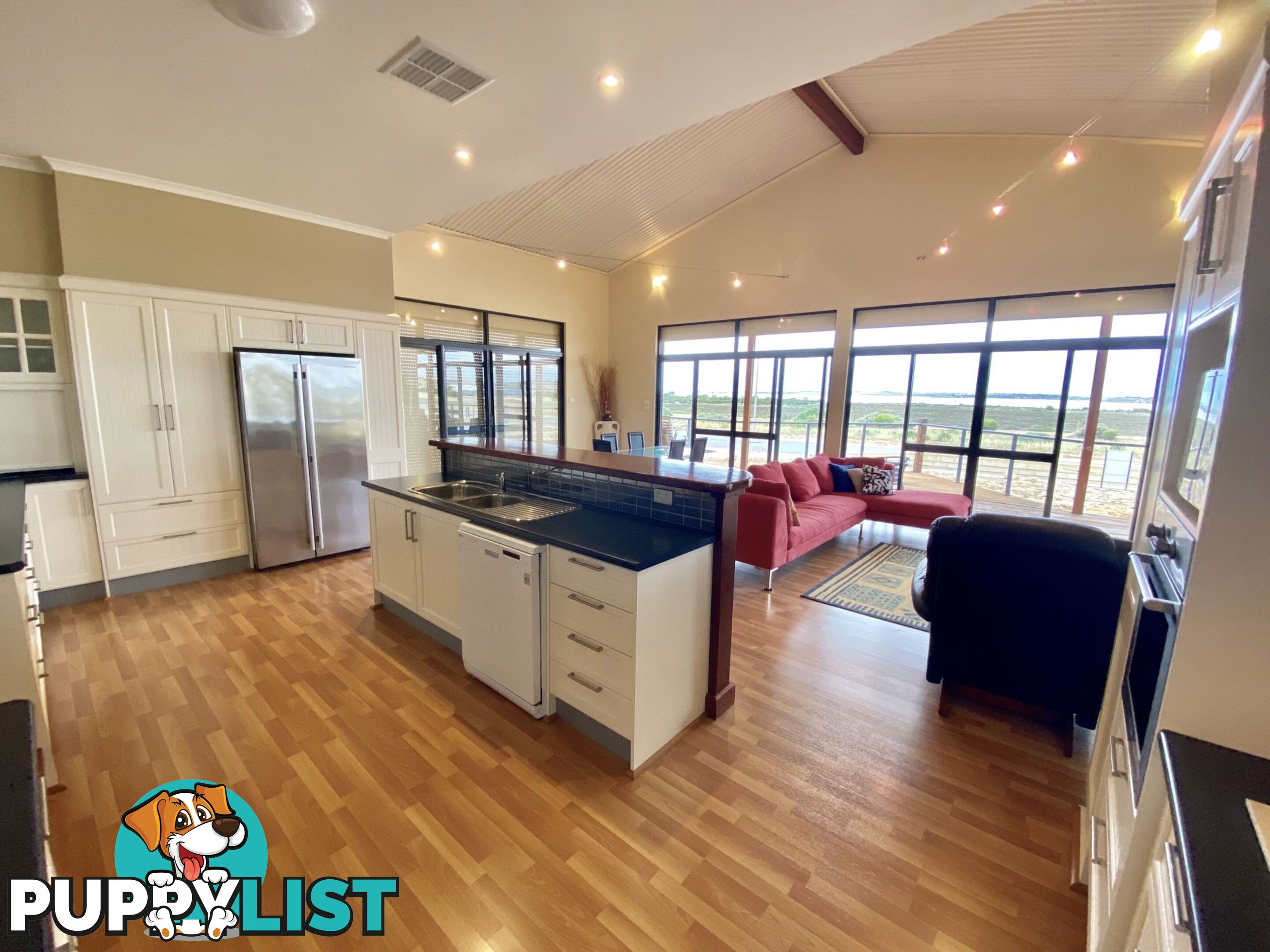 8 Oscar Williams Drive Streaky Bay SA 5680