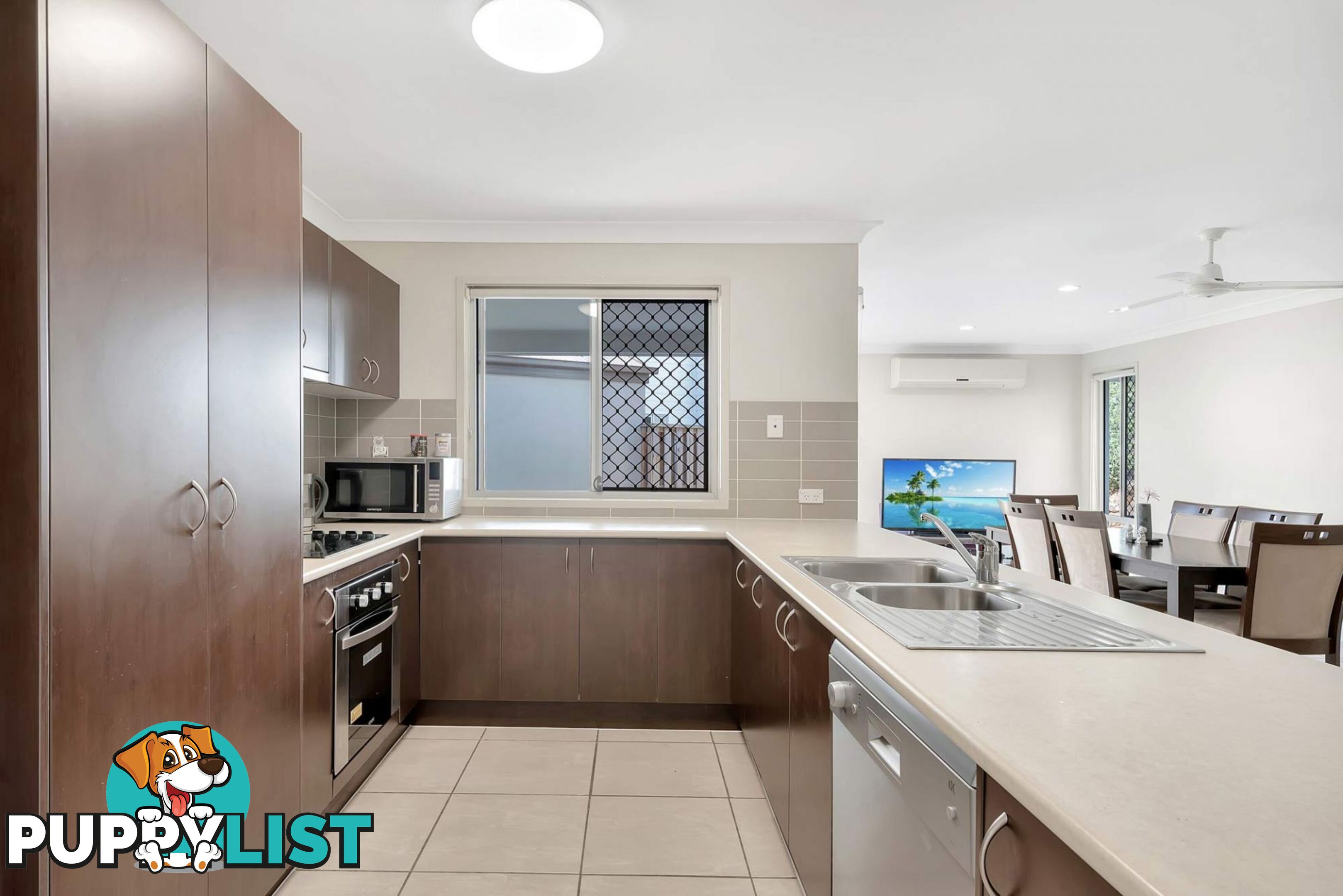 8 Danbulla Street Pimpama QLD 4209