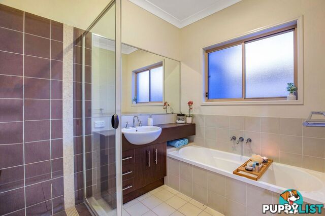 14 Whitely Circuit Maudsland QLD 4210