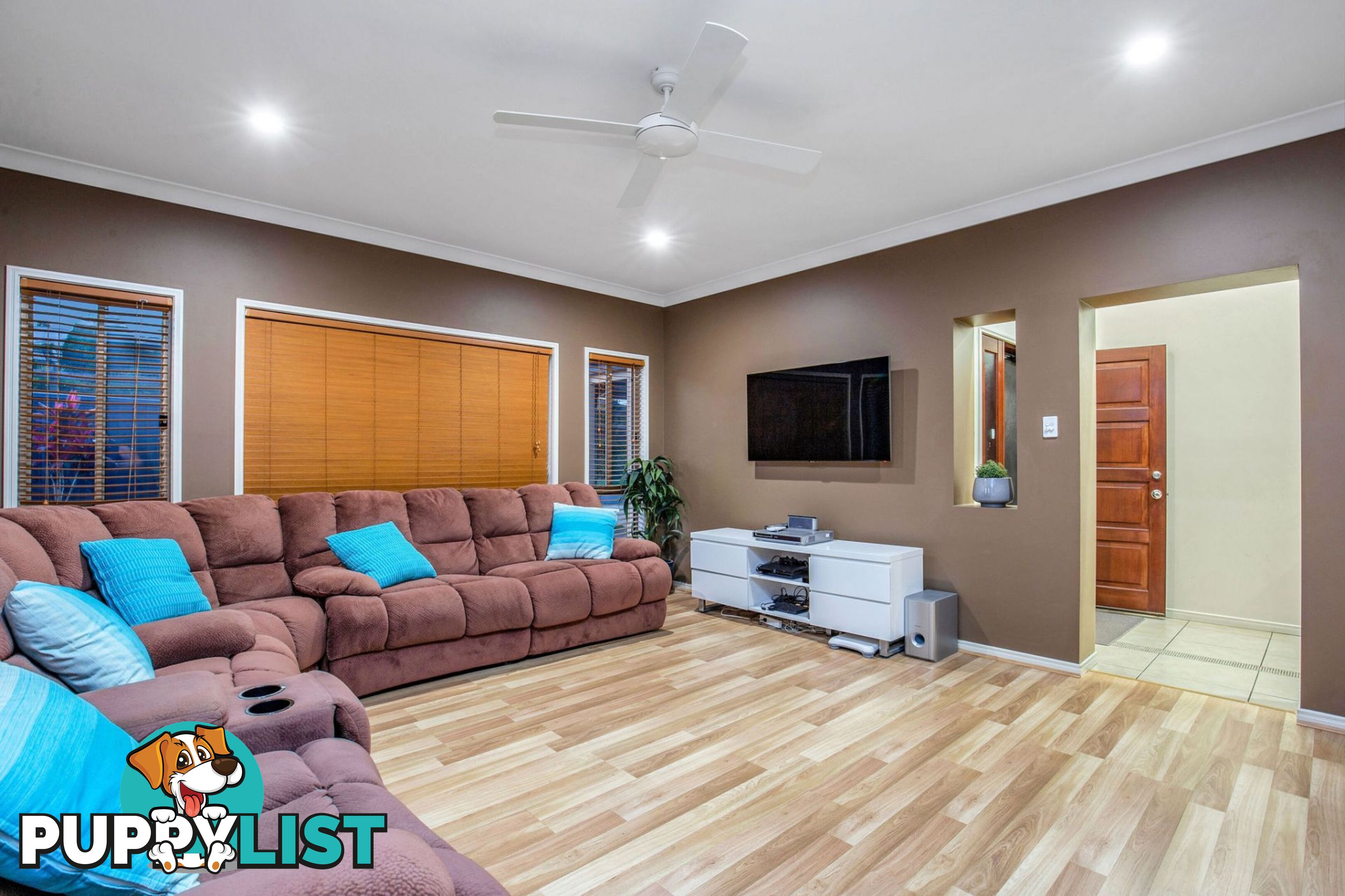 14 Whitely Circuit Maudsland QLD 4210