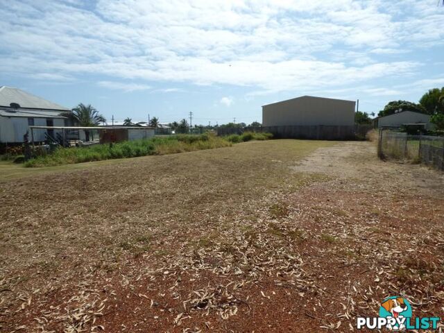 33 Dalrymple Street BOWEN QLD 4805