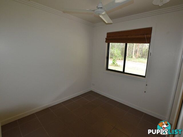 13 EMERALD ST> Russell Island QLD 4184