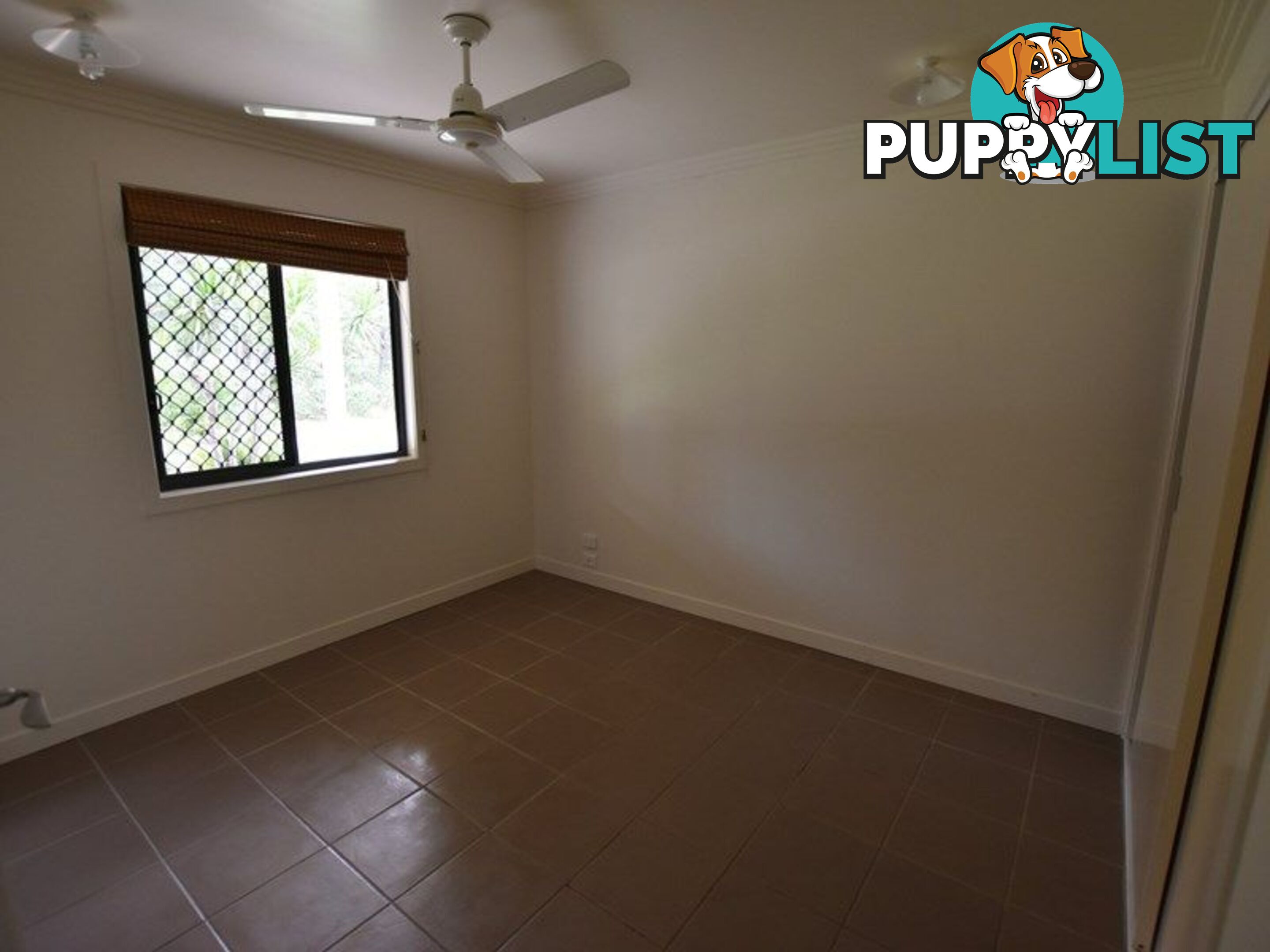 13 EMERALD ST> Russell Island QLD 4184