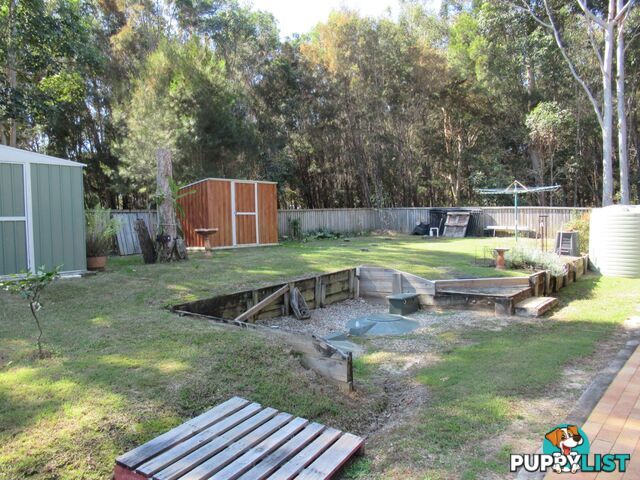 13 EMERALD ST> Russell Island QLD 4184