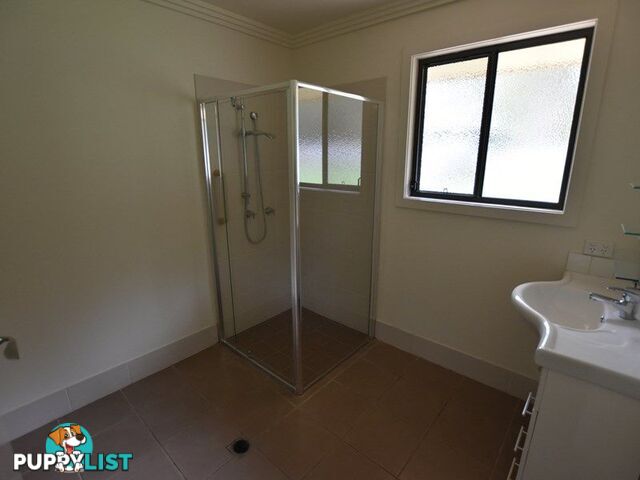 13 EMERALD ST> Russell Island QLD 4184