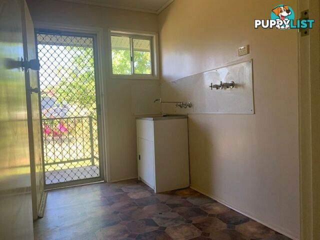 14 Carbeen Place Emerald QLD 4720