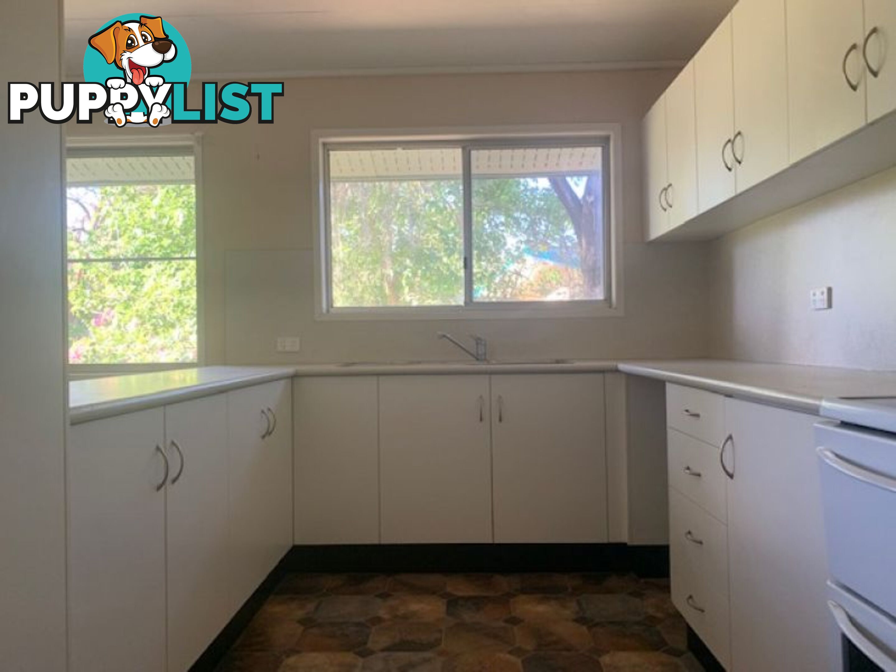 14 Carbeen Place Emerald QLD 4720