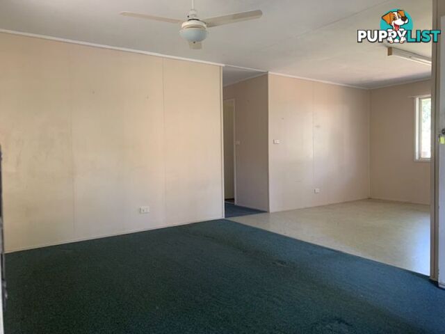 14 Carbeen Place Emerald QLD 4720