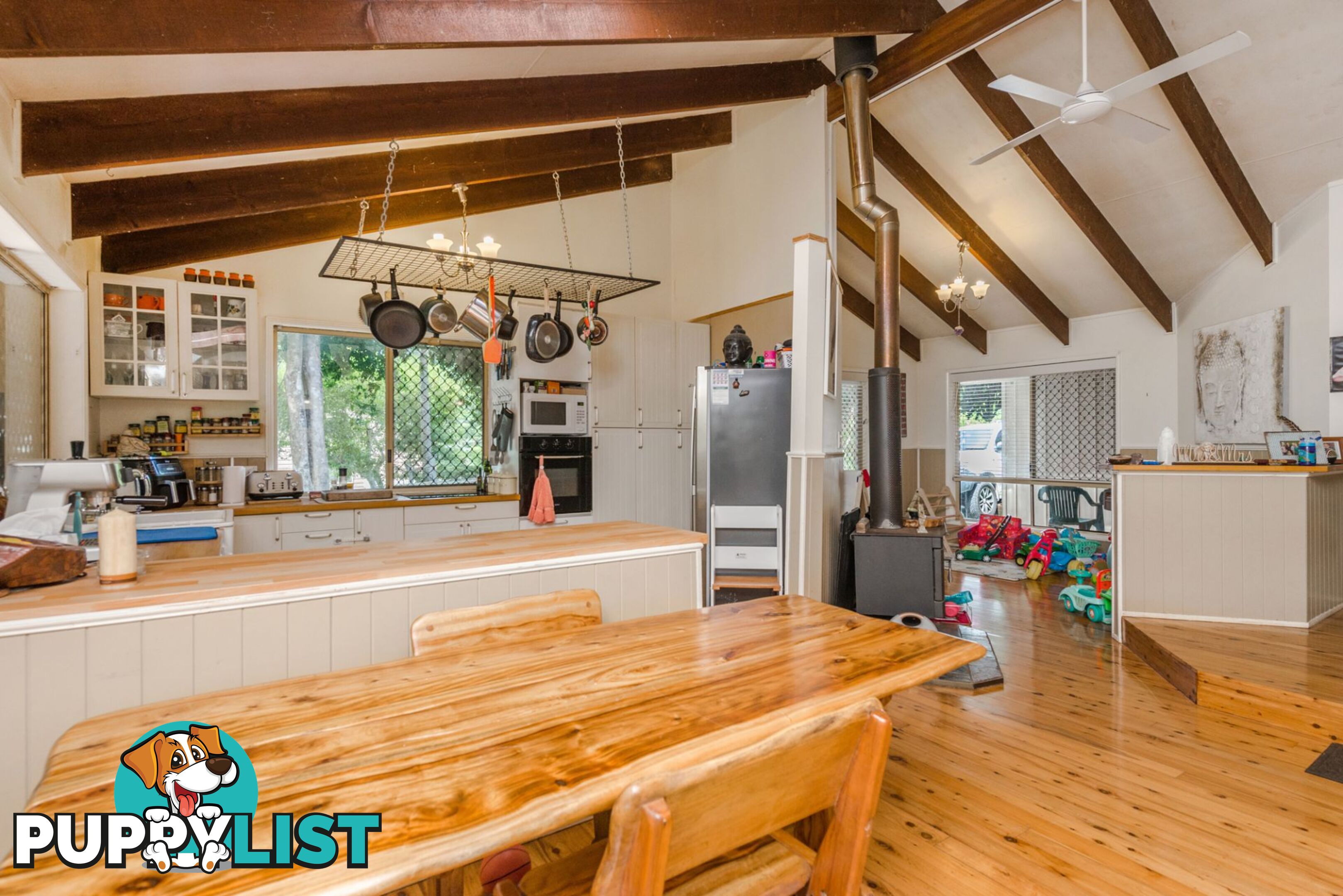 30 Long Road Tamborine Mountain QLD 4272