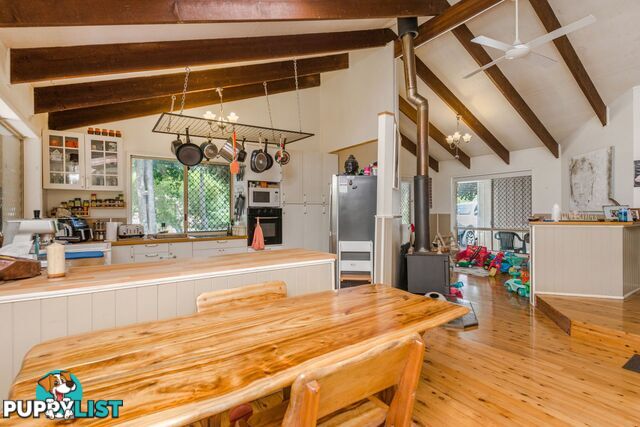 30 Long Road Tamborine Mountain QLD 4272