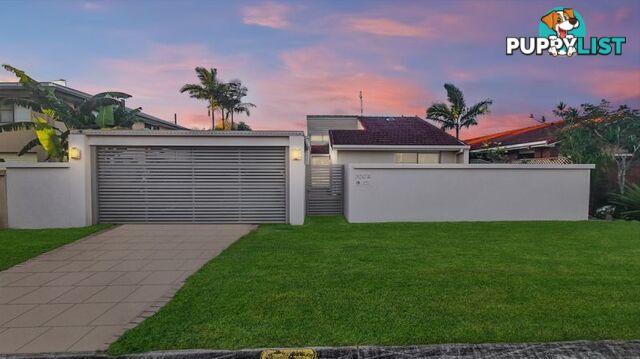 4 Ayrshire Avenue Benowa QLD 4217