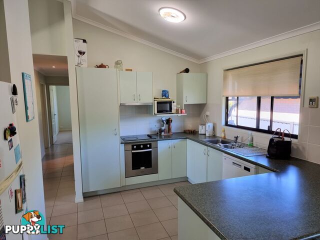 24 Grant Crescent Wondai QLD 4606