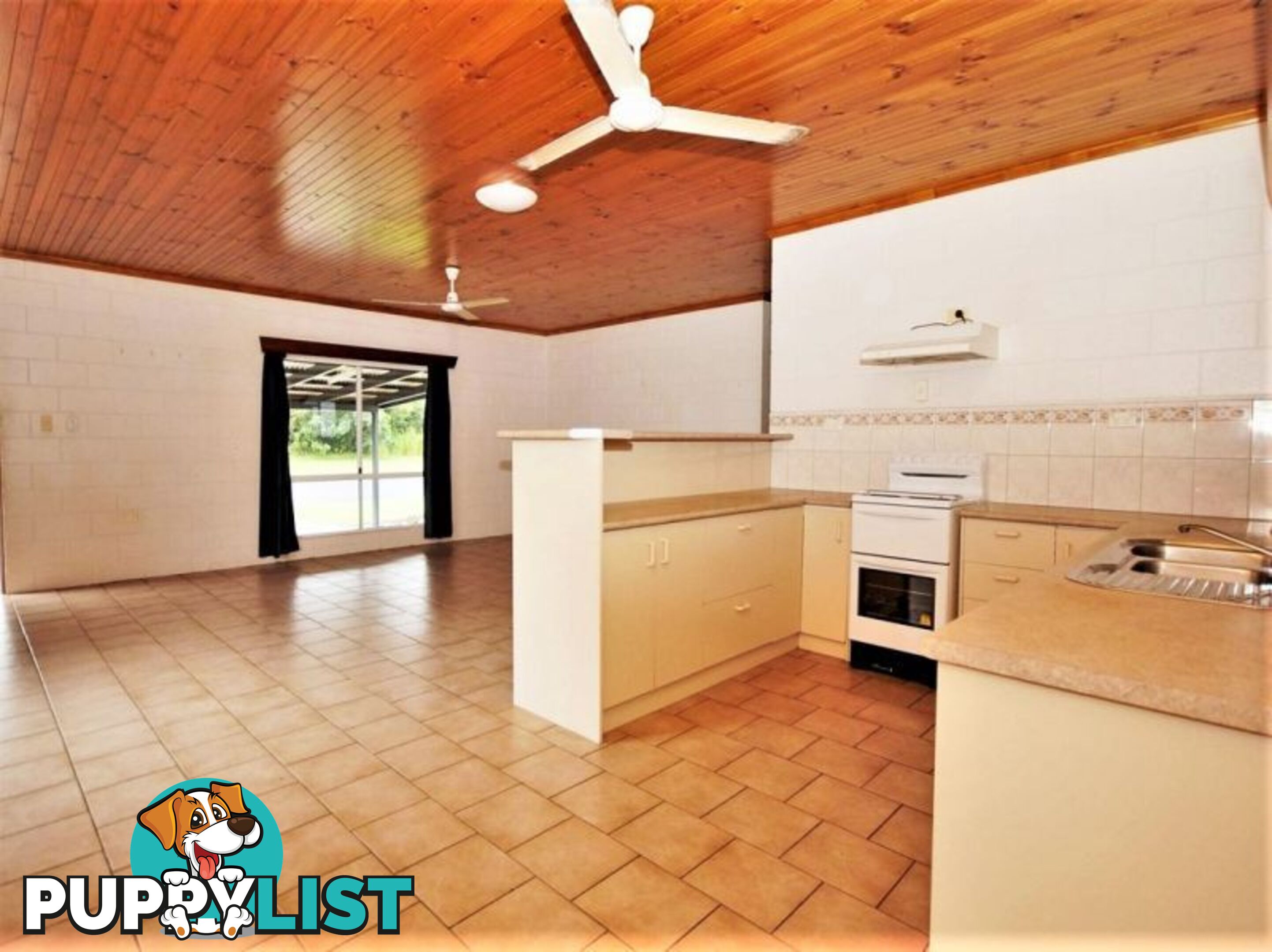 3 Banyan Esplanade Tully QLD 4854