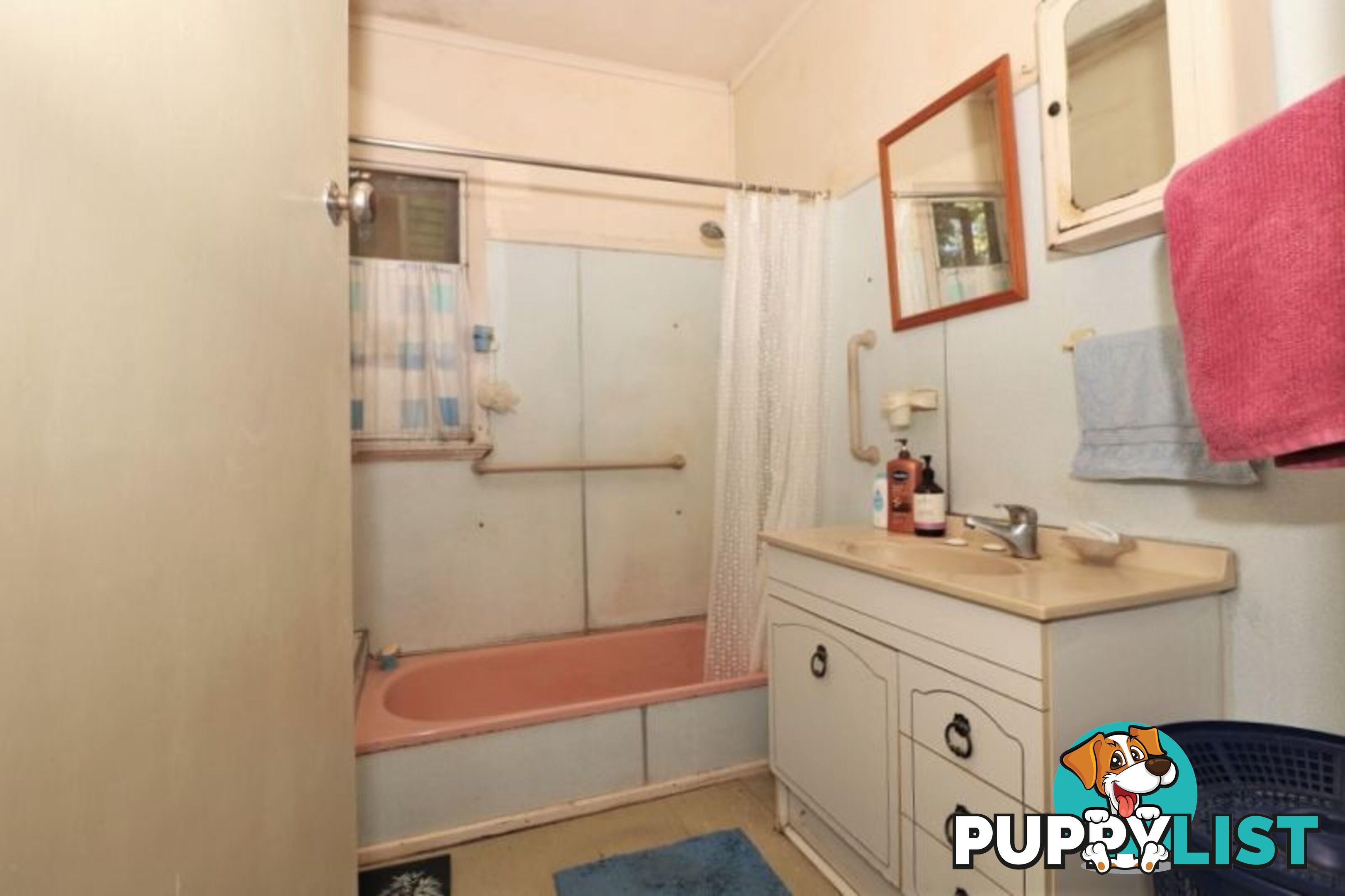 17 Strange Street Currajong QLD 4812