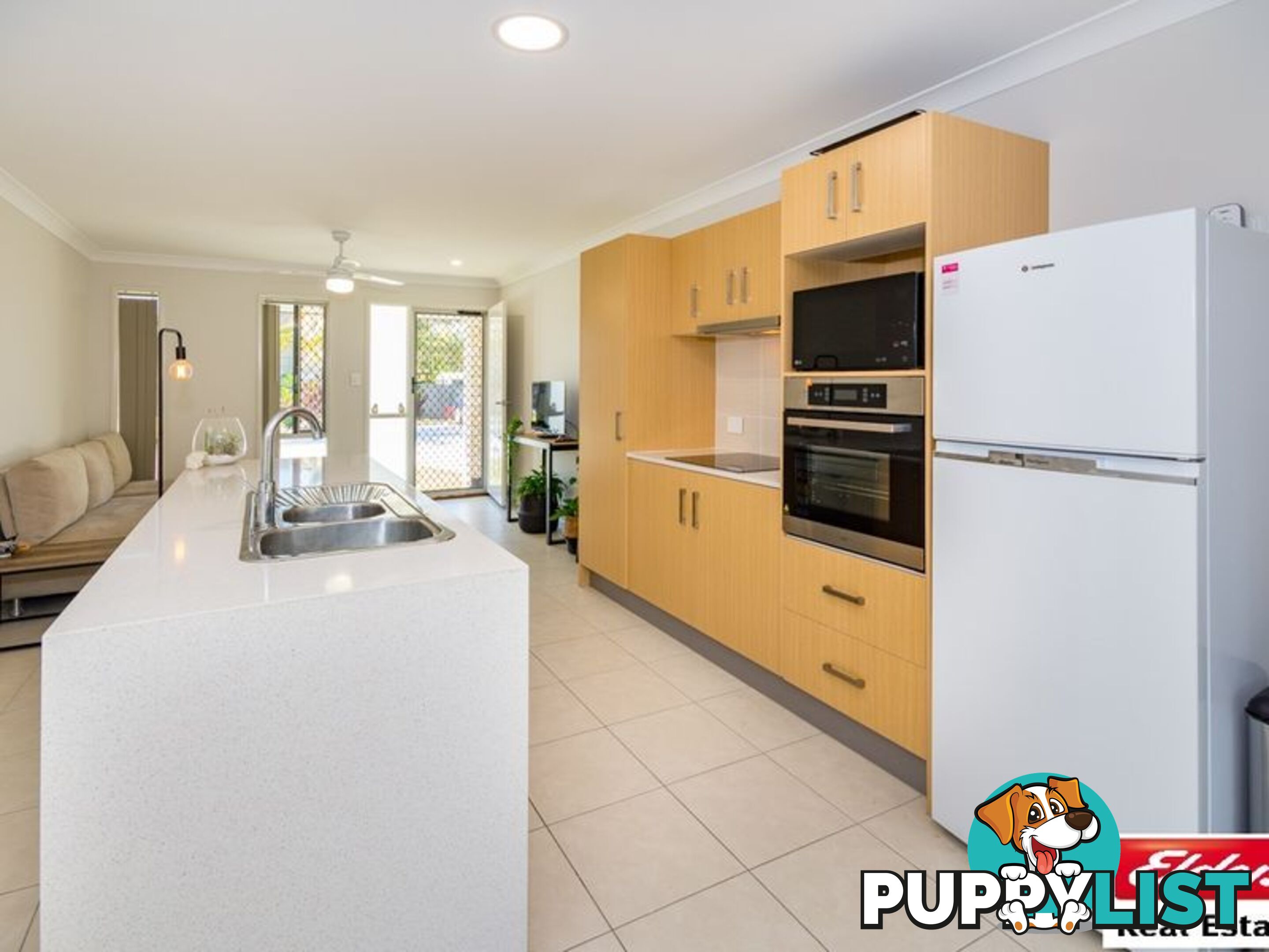 2 342 KING STREET CABOOLTURE QLD 4510