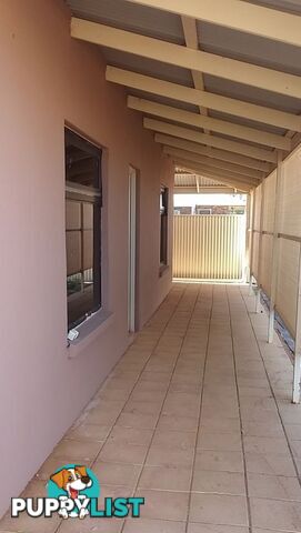 25 Willcox Street Coober Pedy SA 5723