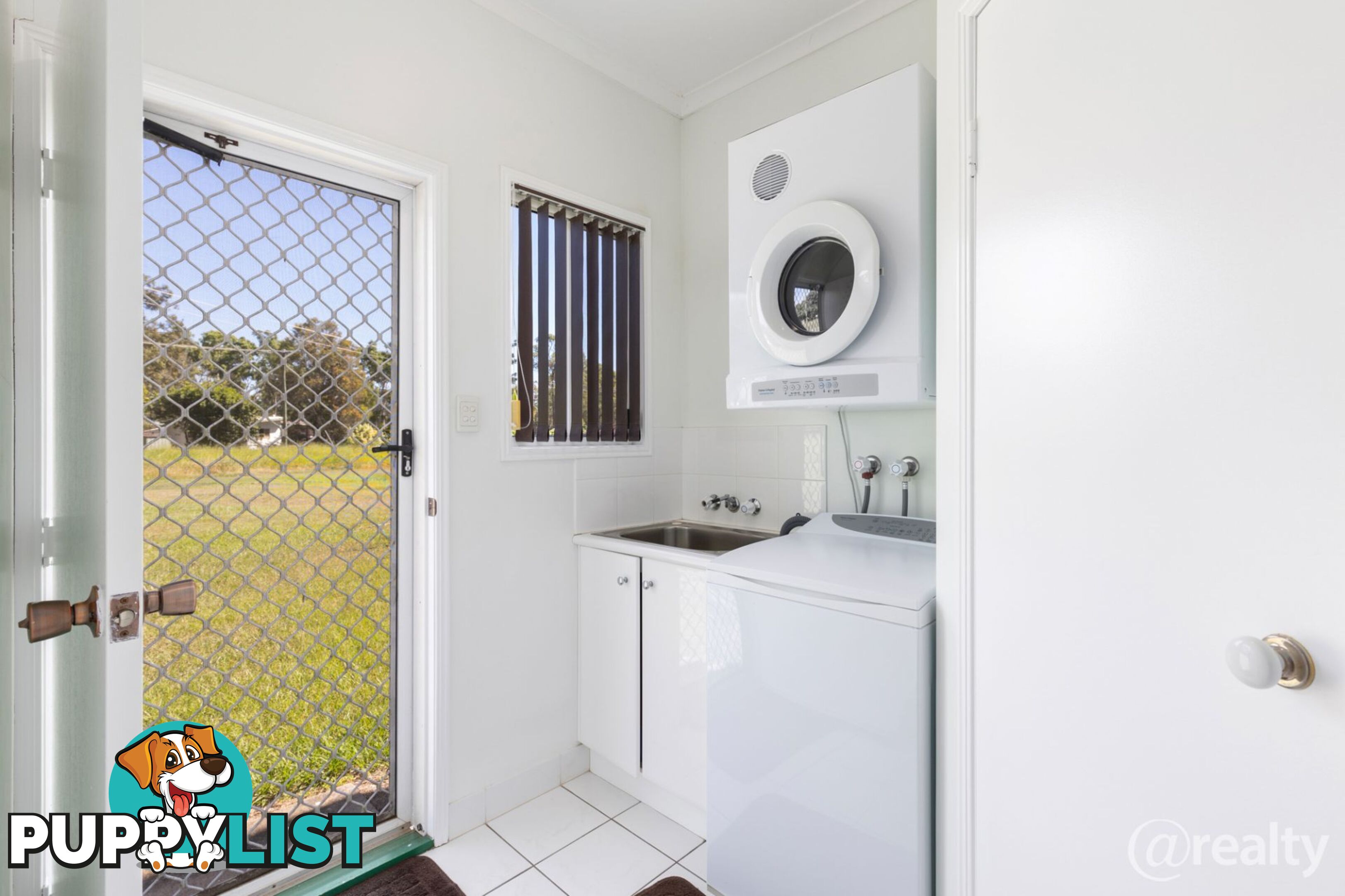 4 Sims Road North Oakhurst QLD 4650