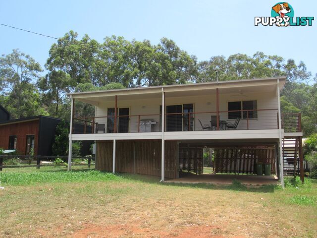 16 Aquamarine Ave Russell Island QLD 4184