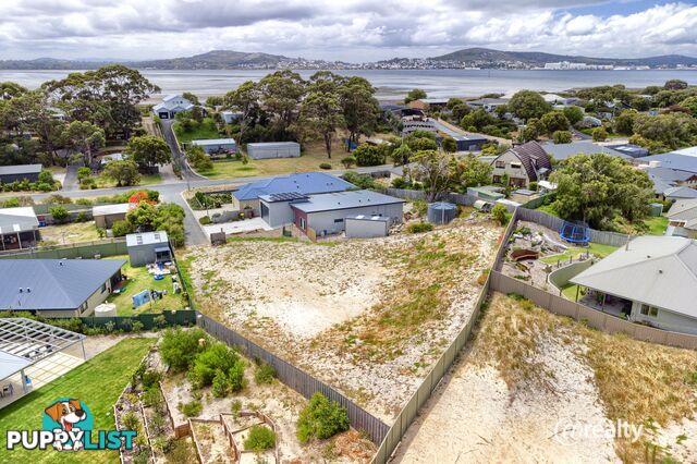 5 Magpie Cove Little Grove WA 6330