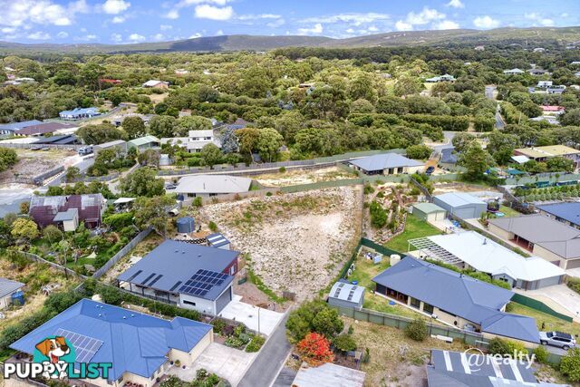 5 Magpie Cove Little Grove WA 6330