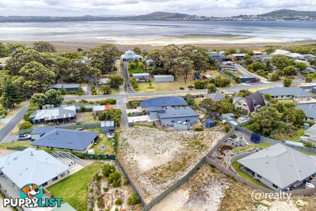 5 Magpie Cove Little Grove WA 6330