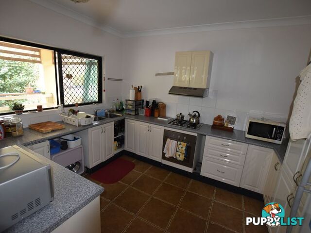 71 Channel St Russell Island QLD 4184