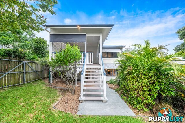 7 Palm Avenue Sandgate QLD 4017