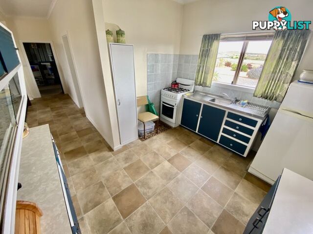 8 Whytwater Drive Westall SA 5680