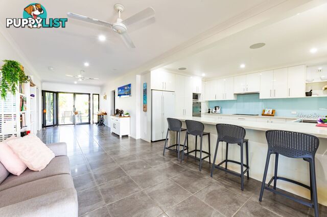 199 Hoffmans Road Burnett Heads QLD 4670